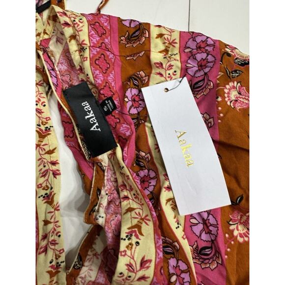 Aakaa NWT Mini Dress Floral Print Long Sleeve Open Back Tie Closure Size S Boho - Picture 3 of 4